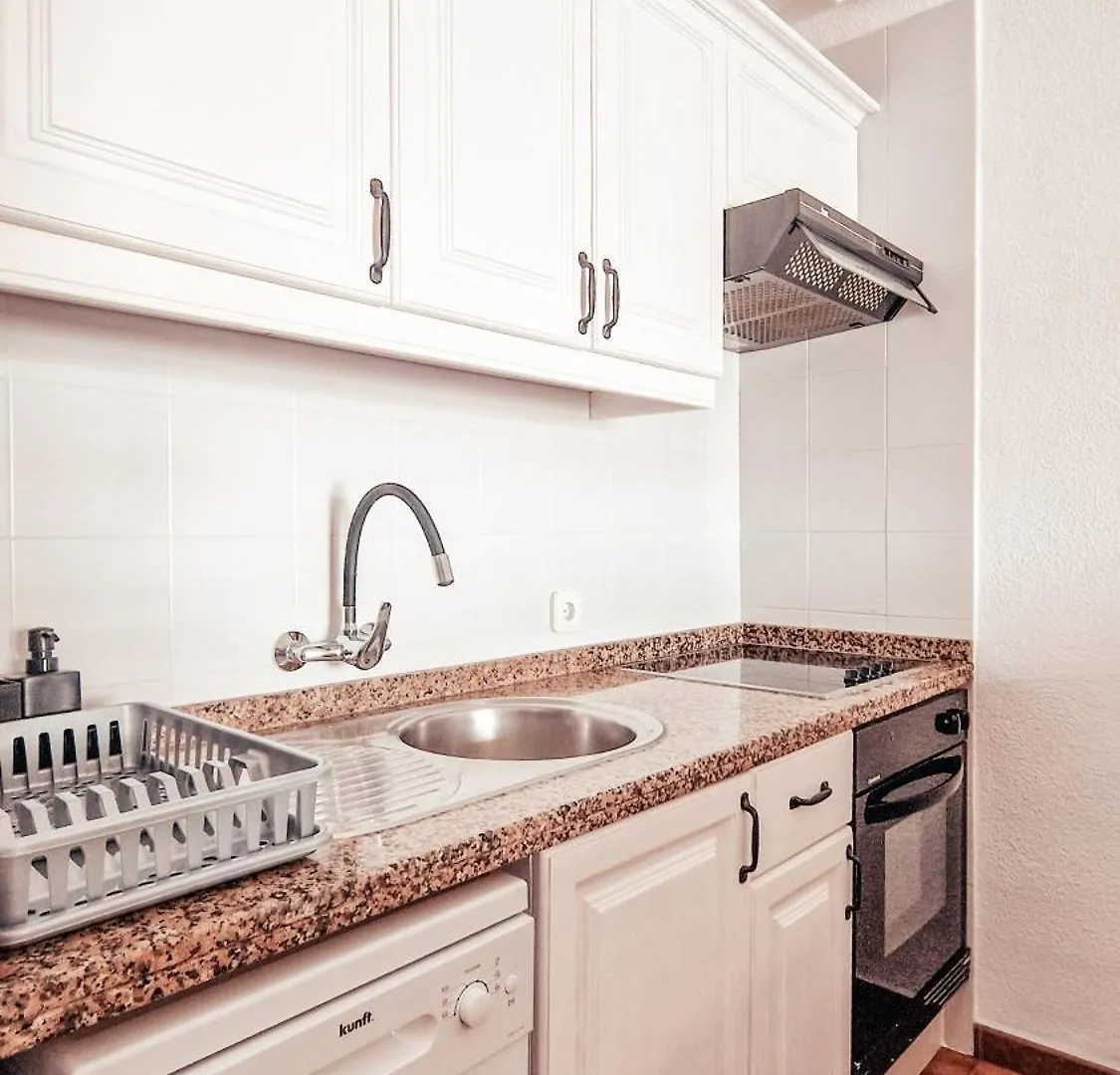 Rayo Apartment Σαν Μιγκέλ ντε Αμπόνα 0*,